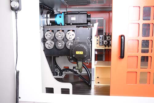 選線材折彎?rùn)C(jī)，看了貝朗再定機(jī)