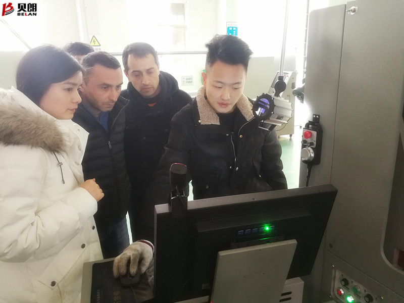 號(hào)外、號(hào)外，貝朗自動(dòng)折線機(jī)廠家又迎來外國(guó)客戶啦