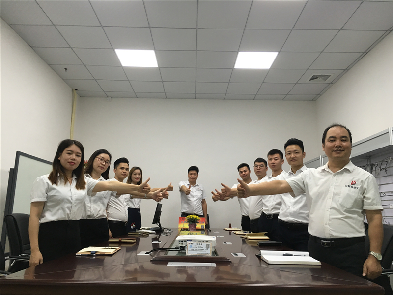 貝朗鋼絲自動成型機著裝、工作的要求是什么？